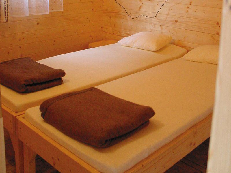 Victoria Cottage Camping Dole Blato  المظهر الخارجي الصورة